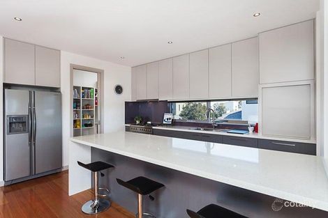 Property photo of 10 Jack Holt Way Mordialloc VIC 3195