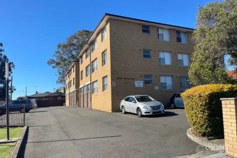 2/8 Station St, Guildford, NSW 2161