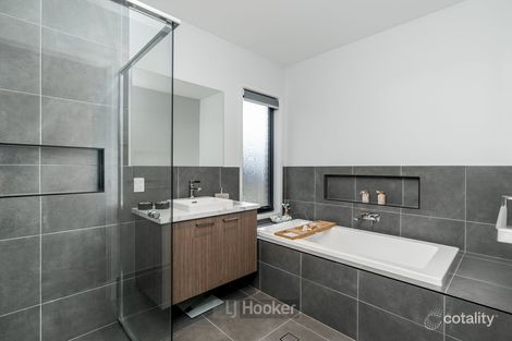 Property photo of 14 Highgate Drive Flagstone QLD 4280
