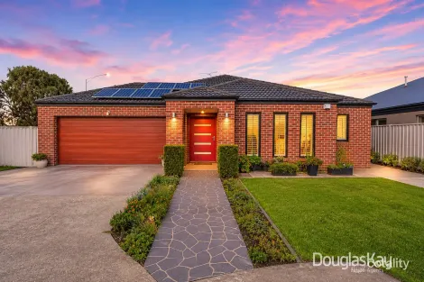 11 Carisbrook Ct, Taylors Hill, VIC 3037