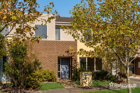 17e Wentworth Dr, Taylors Lakes, VIC 3038