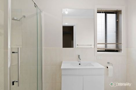 Property photo of 2/32 Railway Avenue Drouin VIC 3818