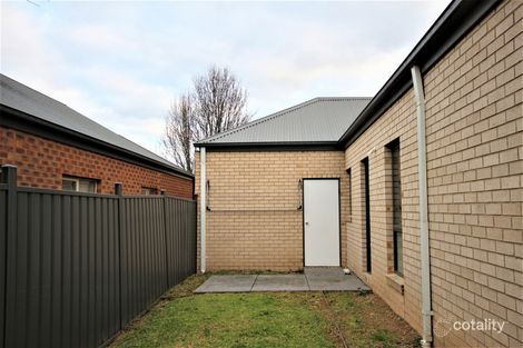 Property photo of 35 Mallacoota Way Craigieburn VIC 3064