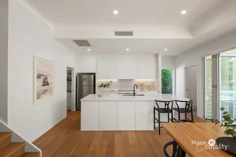 Property photo of 37 Dorrington Drive Ashgrove QLD 4060