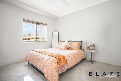 Property photo of 5 Snapper Close Green Valley NSW 2168