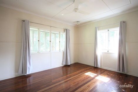 Property photo of 34 Weal Avenue Tarragindi QLD 4121