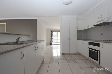 1/13 Pamela Ct, Labrador, QLD 4215