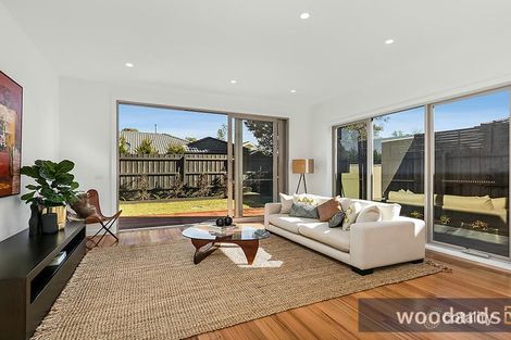 Property photo of 2/4 Pell Street Bentleigh East VIC 3165