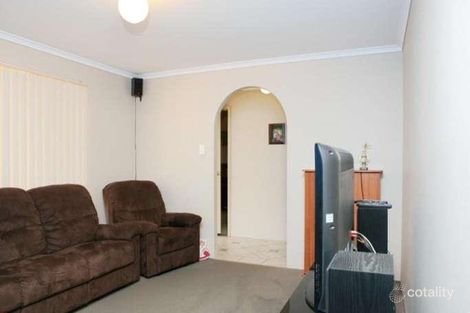 Property photo of 39 Tallarook Way Waggrakine WA 6530