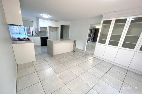 Property photo of 15 Nettletree Place Casula NSW 2170