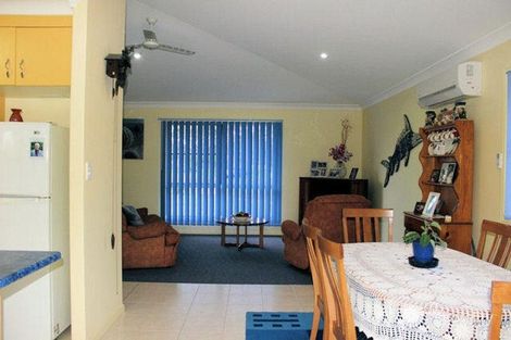 Property photo of 16 Cathryn Close Oakhurst QLD 4650