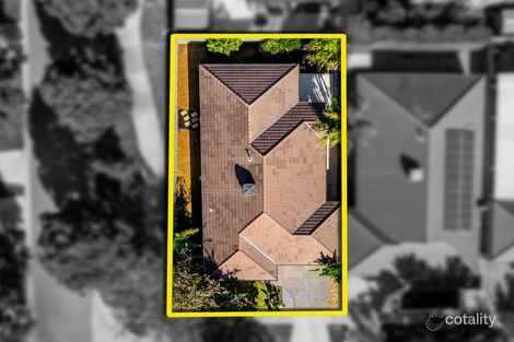 Property photo of 30 Pipetrack Circuit Cranbourne East VIC 3977