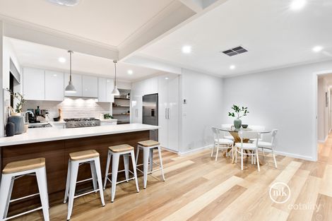 Property photo of 5 Nandaly Court Greensborough VIC 3088