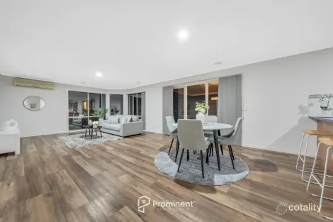 Property photo of 2 Gillian Place Pakenham VIC 3810