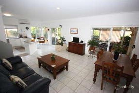 Property photo of 11 Piccadilly Place Carindale QLD 4152
