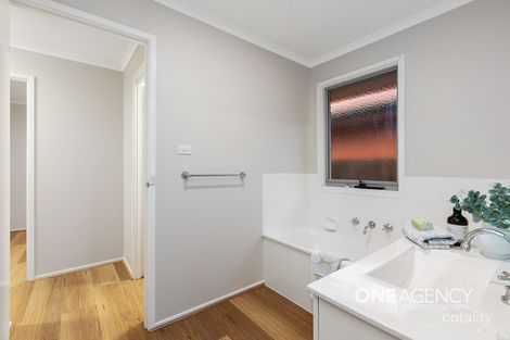 Property photo of 25 Mintaro Way Seabrook VIC 3028
