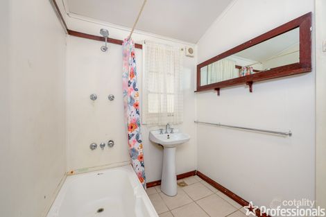 Property photo of 48 Crabtree Way Medina WA 6167