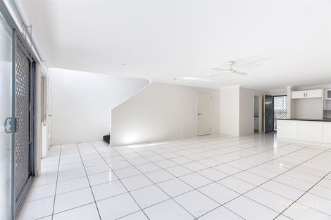 Property photo of 9/24 Ebert Parade Lawnton QLD 4501