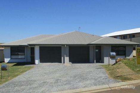 Property photo of 2/3 Calnan Crescent Cumbalum NSW 2478