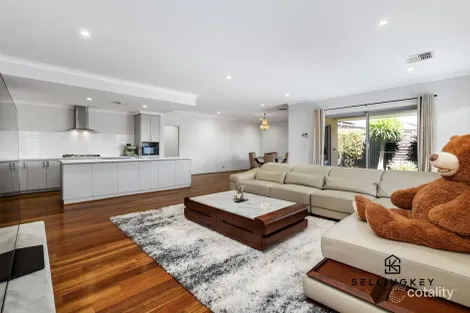 12 Dempsey Rd, Piara Waters, WA 6112