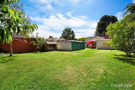 Property photo of 15 Melton Avenue Carnegie VIC 3163