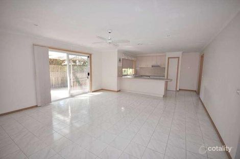Property photo of 3 Kellett Way Roxburgh Park VIC 3064