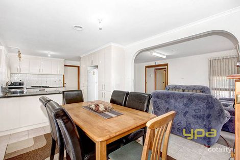 Property photo of 9 Shelbourne Court Meadow Heights VIC 3048