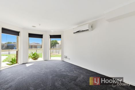 Property photo of 13 Greenbriar Way Cranbourne West VIC 3977