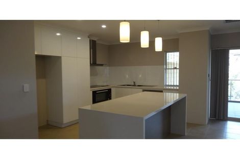Property photo of 21 The Fairways The Vines WA 6069