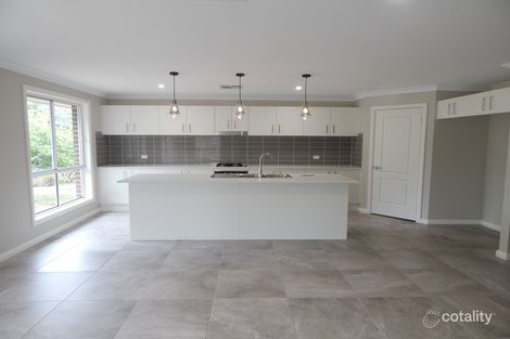 Property photo of 13 Old Oak Place Moss Vale NSW 2577