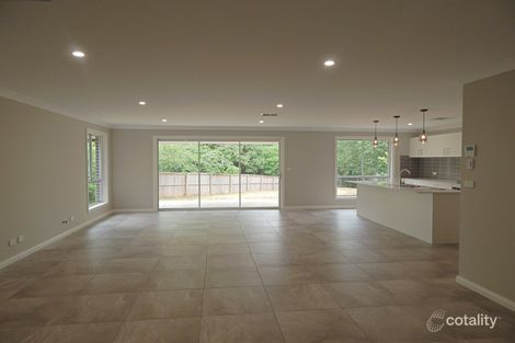 Property photo of 13 Old Oak Place Moss Vale NSW 2577