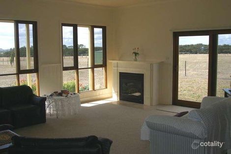 Property photo of 59 Peters Road Gisborne VIC 3437