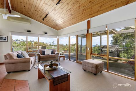 Property photo of 18 Fairbairn Avenue Mount Martha VIC 3934