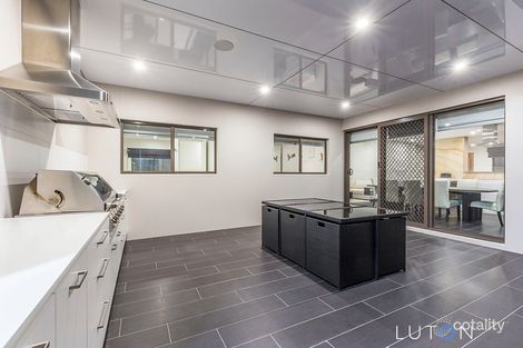 Property photo of 33 Buchan Crescent Forde ACT 2914