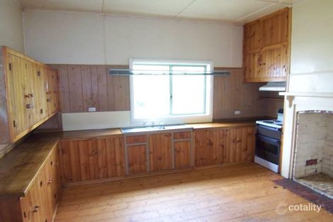 Property photo of 26 Glenormiston Road Noorat VIC 3265