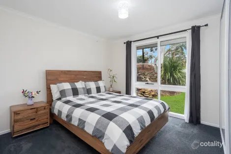 Property photo of 48 Cooriengah Heights Road Engadine NSW 2233