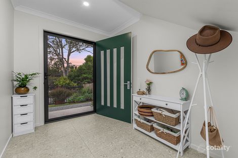 Property photo of 17 Michelangelo Street Fig Tree Pocket QLD 4069