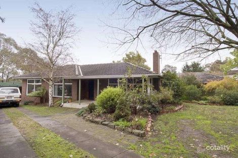 9 Numeralla St, Mooroolbark, VIC 3138