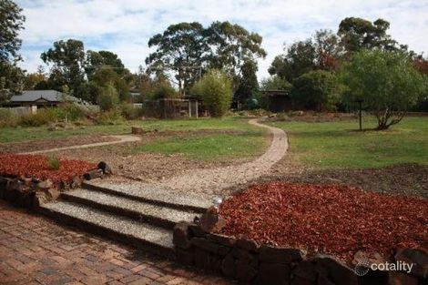 11 Raymond Rd, Rowville, VIC 3178