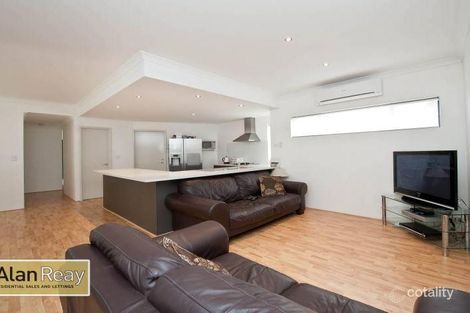 Property photo of 28 Killara Way Craigie WA 6025