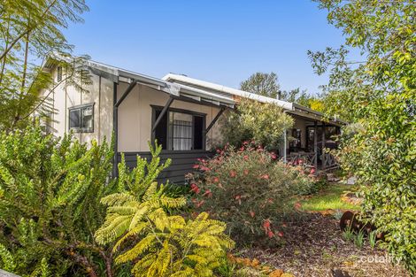 Property photo of 20 Sollya Crescent Dwellingup WA 6213
