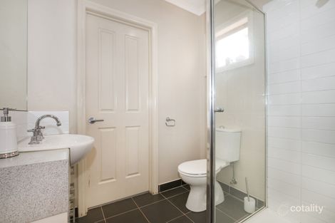 Property photo of 2/4 Burchall Crescent Rowville VIC 3178