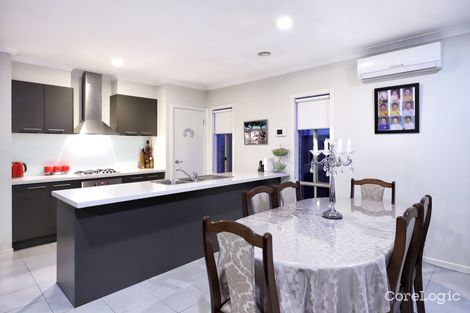 Property photo of 38 Oakgrove Drive Craigieburn VIC 3064