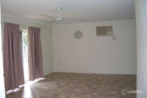 Property photo of 13 Cameron Close Smithfield QLD 4878