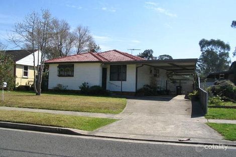 Property photo of 33 Gabo Crescent Sadleir NSW 2168