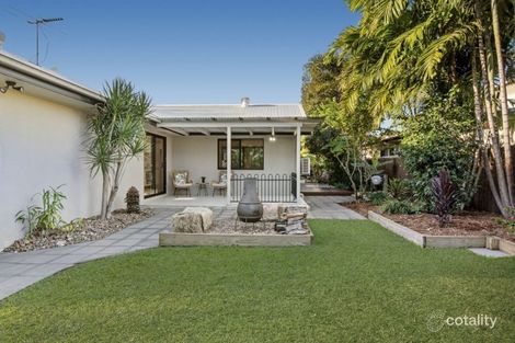 Property photo of 2 Wexford Crescent Mount Low QLD 4818