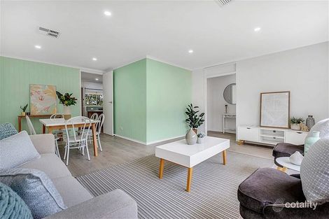 Property photo of 7 Roycroft Avenue Gulfview Heights SA 5096