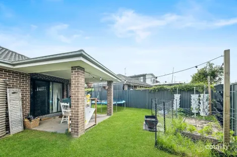 Property photo of 8 Bandara Circuit Spring Farm NSW 2570