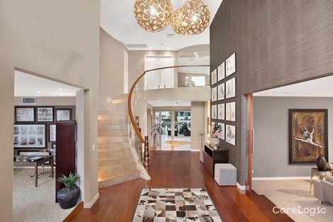 Property photo of 2323 Cressbrook Drive Hope Island QLD 4212