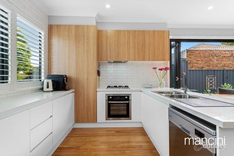Property photo of 1/10 Argonaut Place Altona Meadows VIC 3028